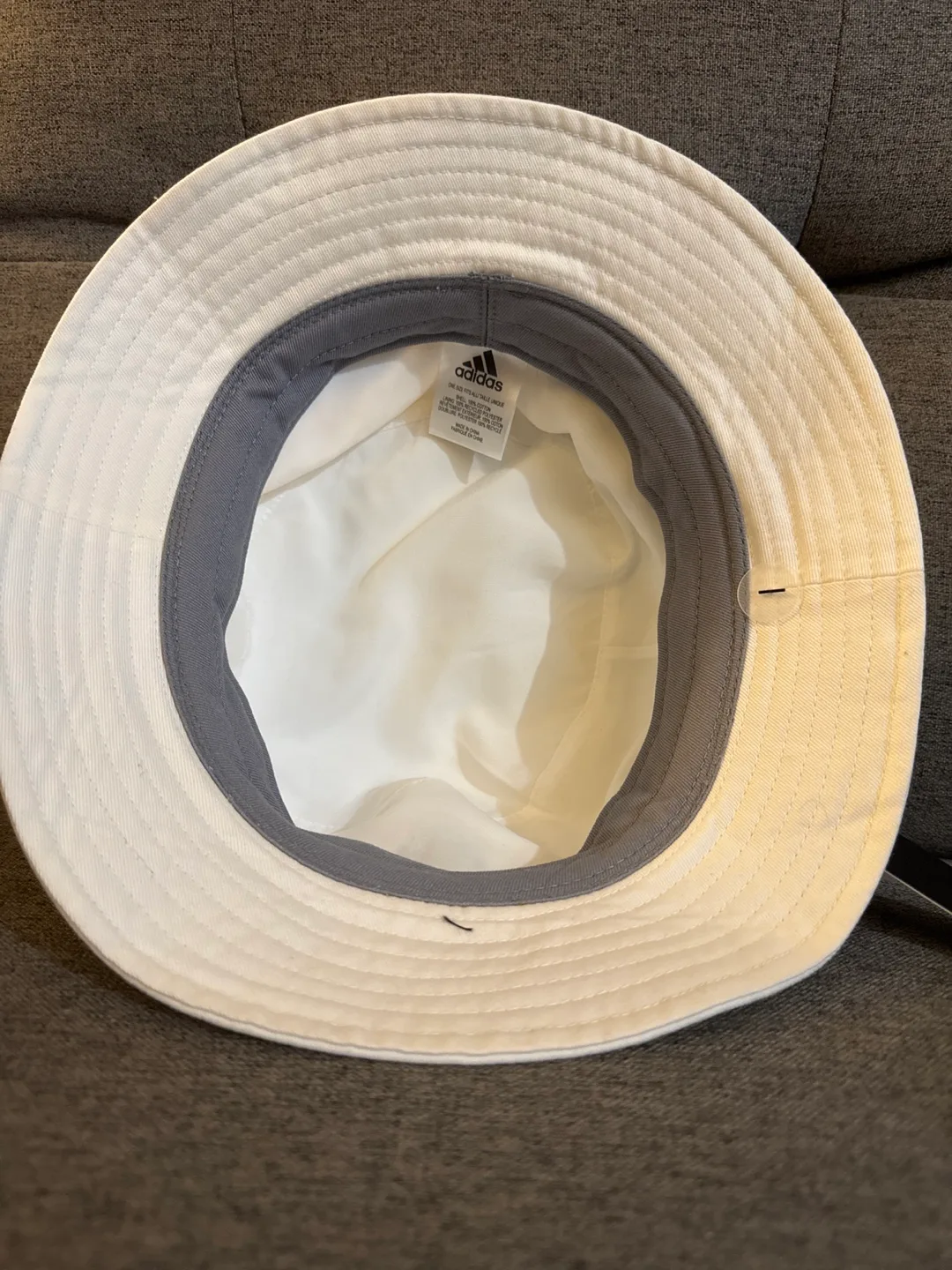 Brand New Adidas White Bucket Hat - One Size image indicator(2)