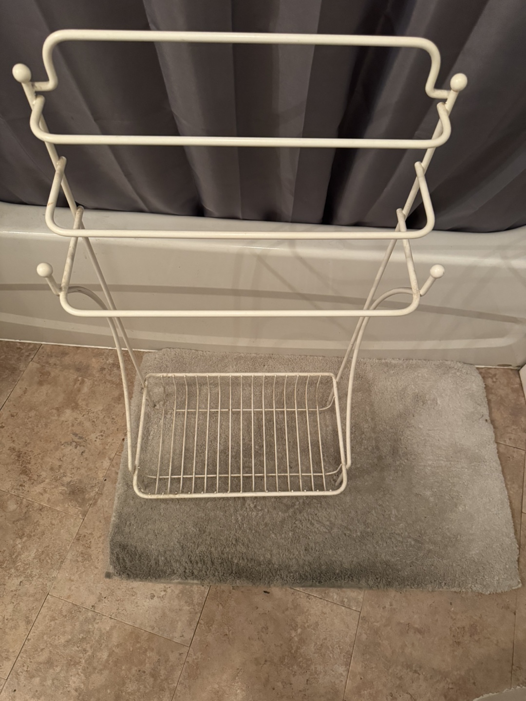White Freestanding Towel Rack - photo 2