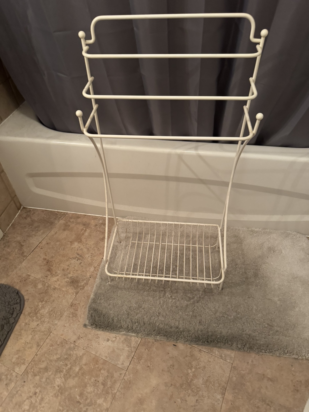 White Freestanding Towel Rack - photo 3