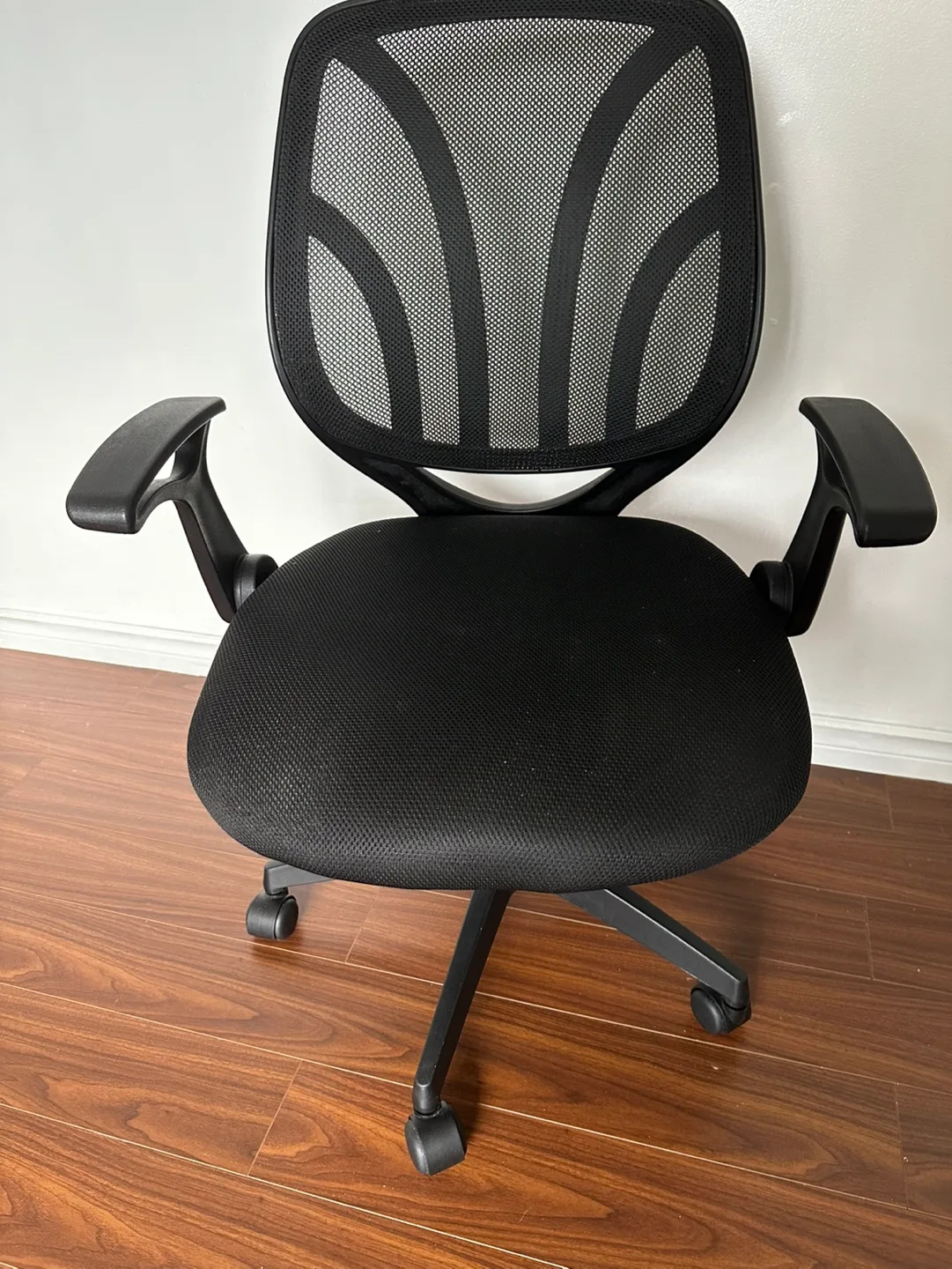 Black Mesh Office Chair with Armrests Moving out sale image indicator(5)