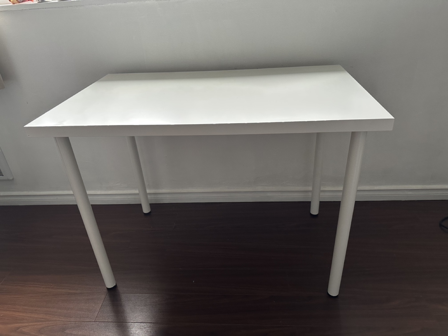 White Small Desk - photo 3