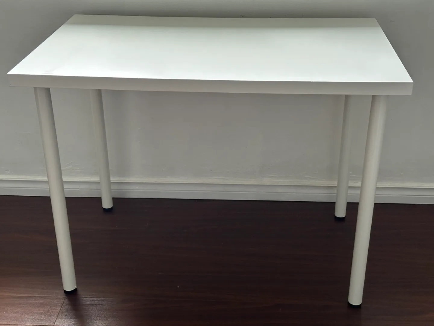 White Small Desk