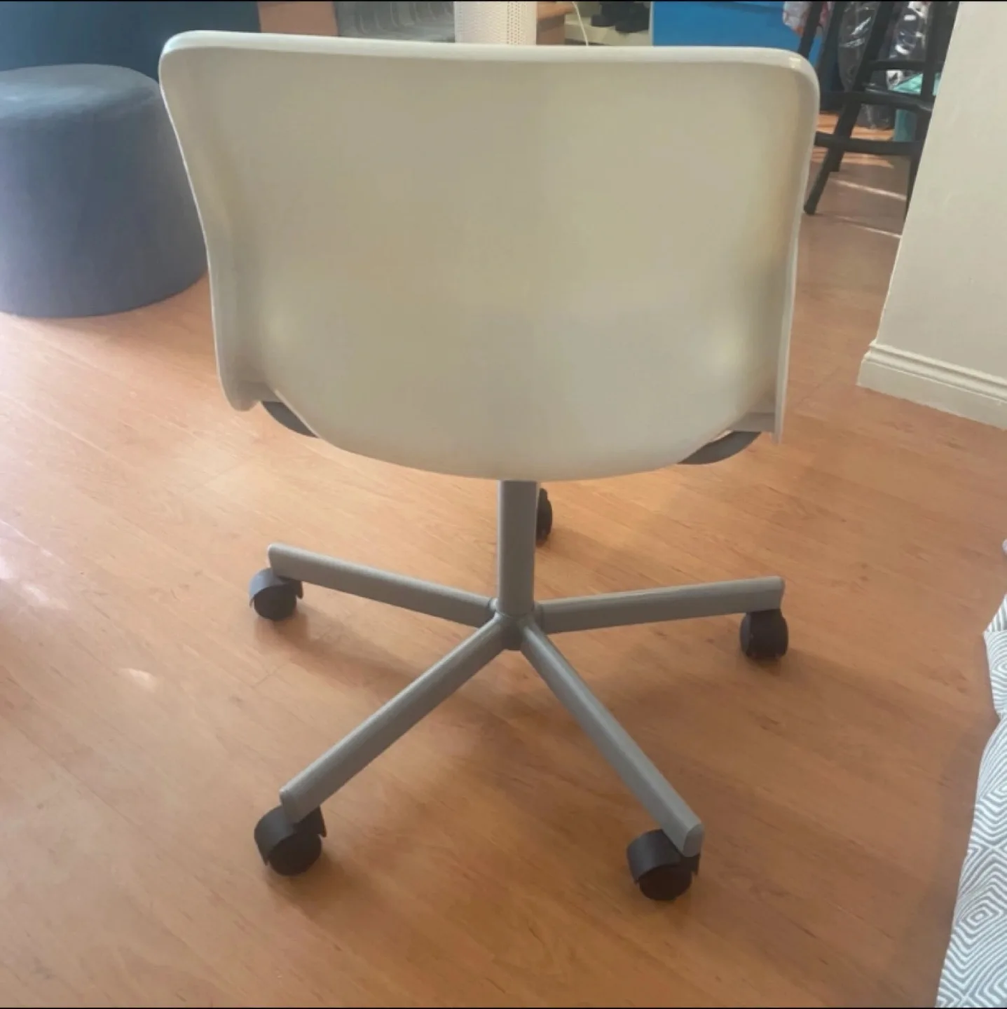 ‼️Saturday last day‼️ IKEA Snille office swivel chair #freecycle image indicator(2)