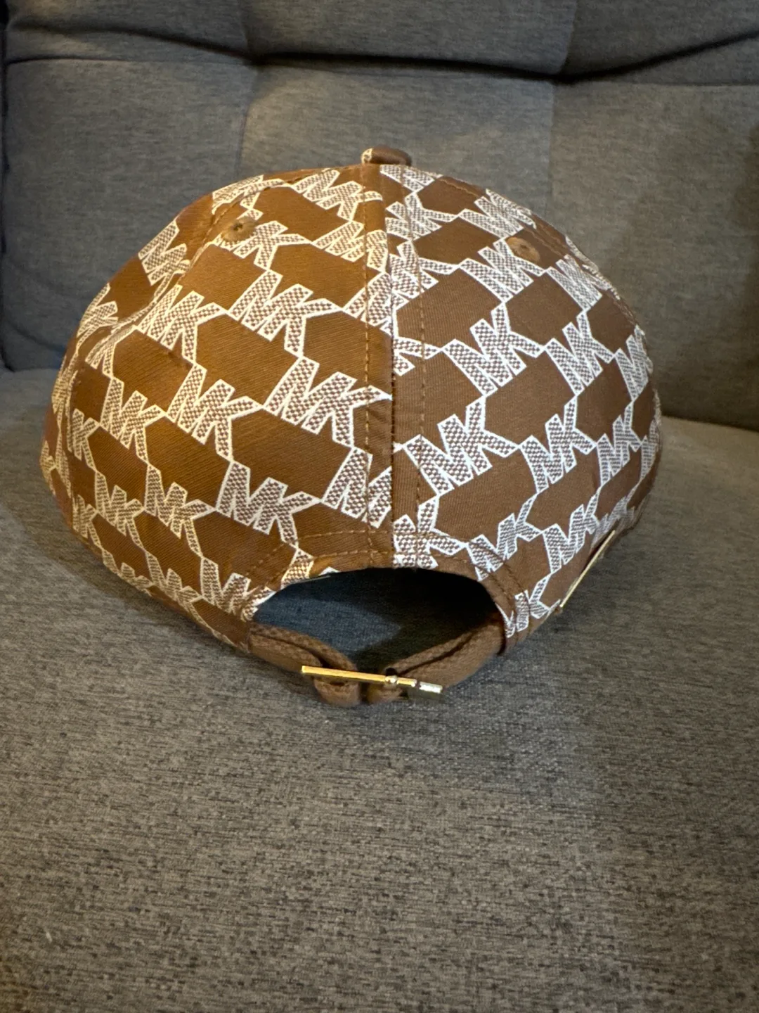 New Michael Kors Brown MK Logo Baseball Cap image indicator(2)