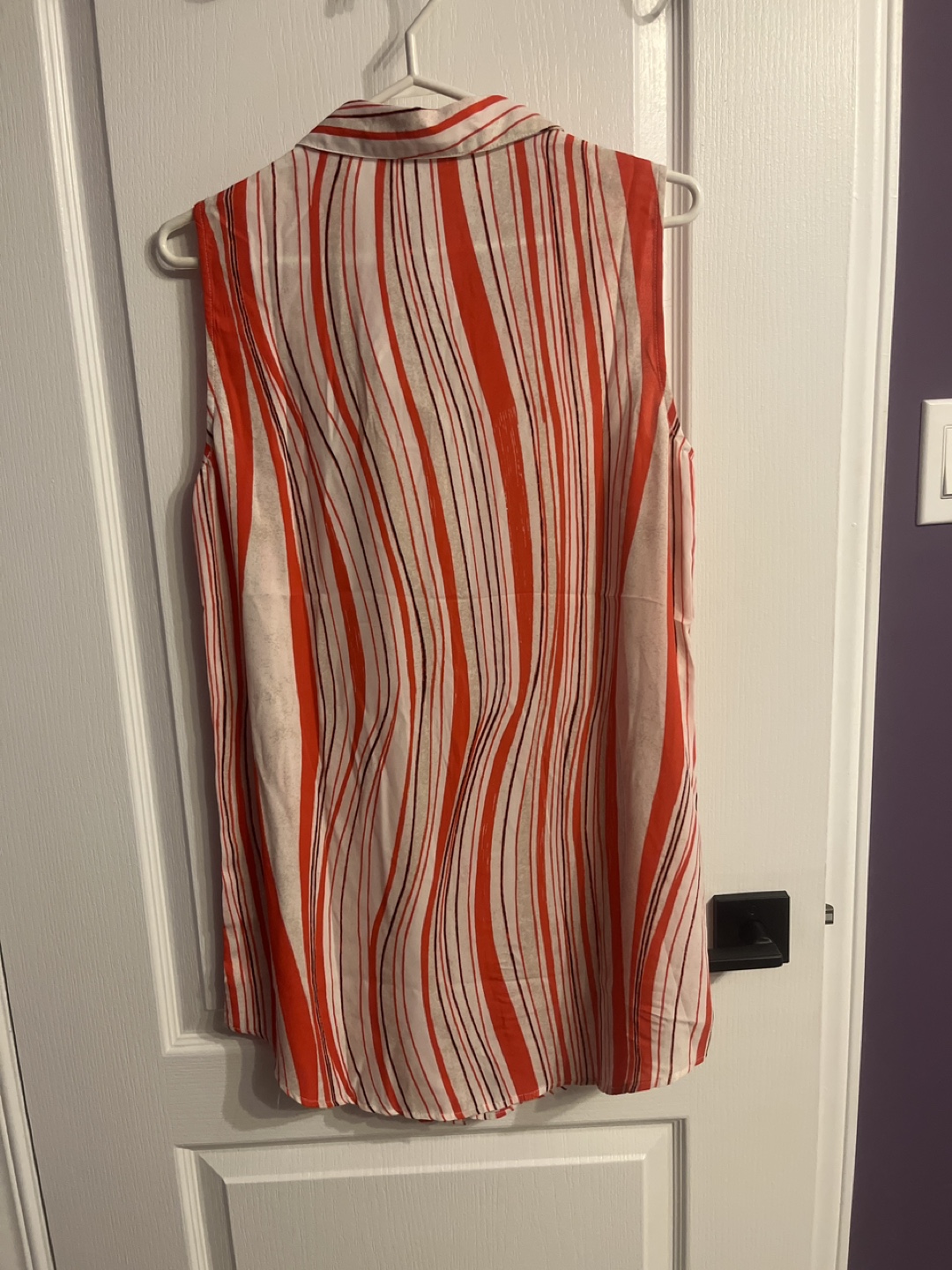 Cleo Sleeveless Button-Down Shirt, Size M - photo 2