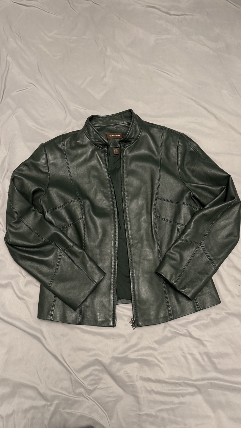 Danier Women's Dark Green Leather Jacket Size M/M