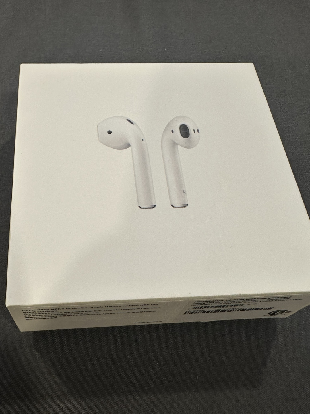 Apple AirPods 2nd Gen - photo 4