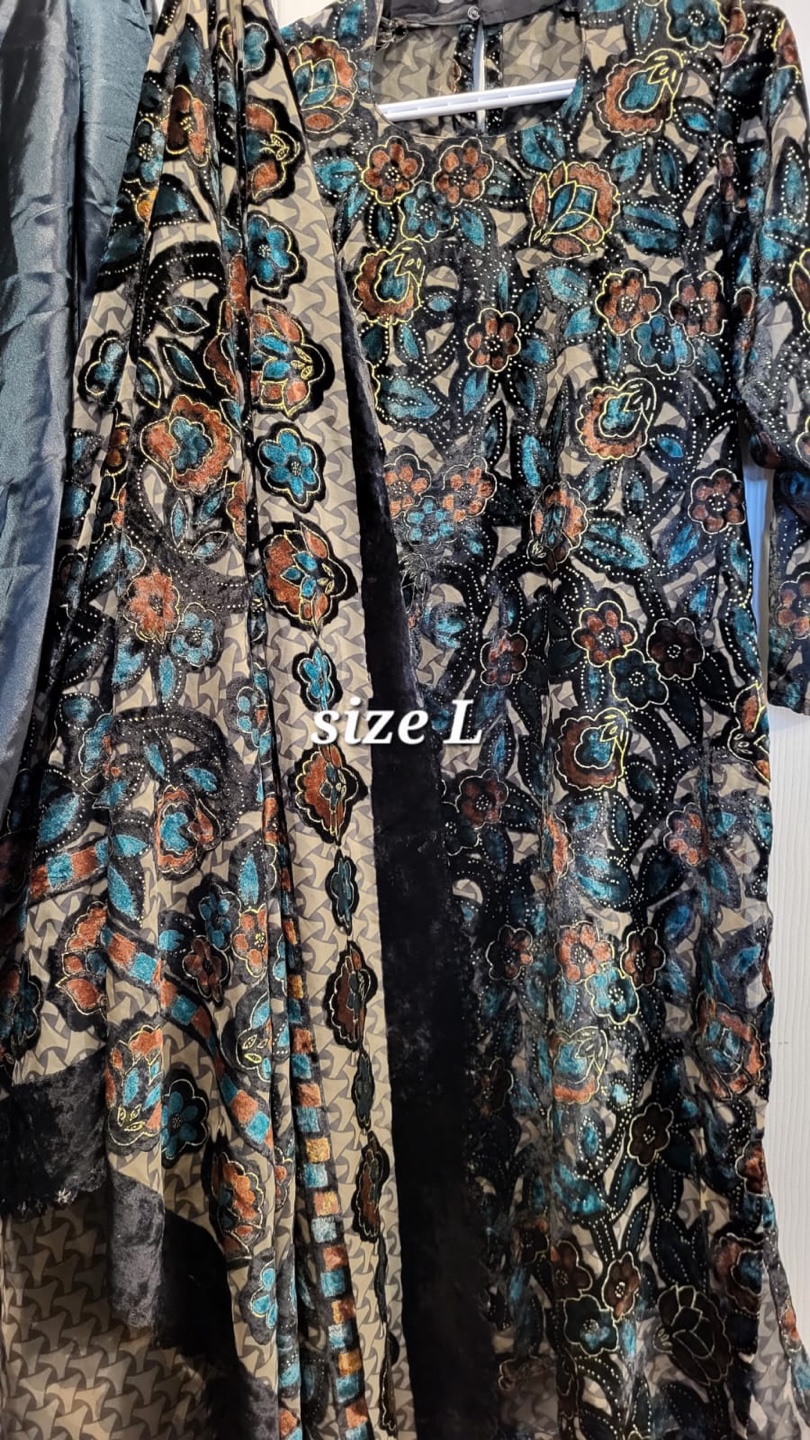 Gorgeous Shalwar Kameez Set - Various Styles and Sizes