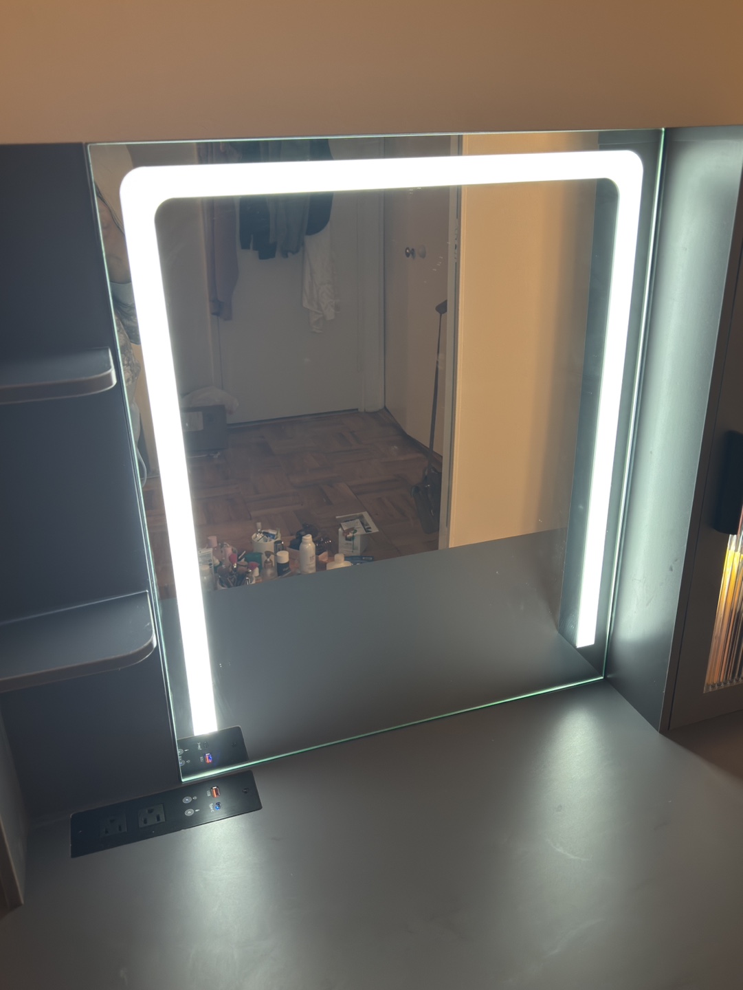 Vanity Set with LED Mirror and Storage - photo 3