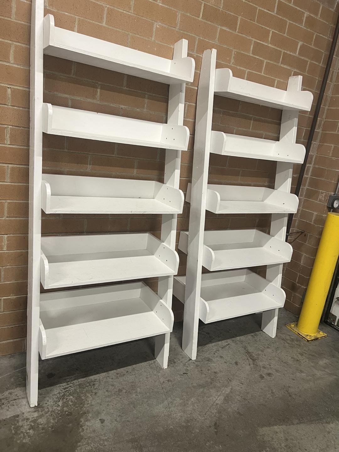 Pair of White Ladder Shelves - photo 2