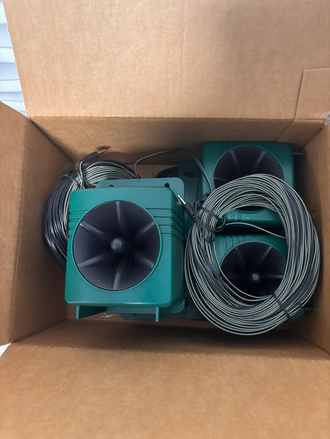 Bird X Ultrasonic Bird Repeller - New in Box image indicator(2)