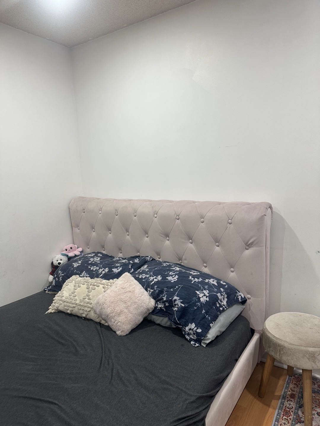 Queen Size Upholstered Bed Frame