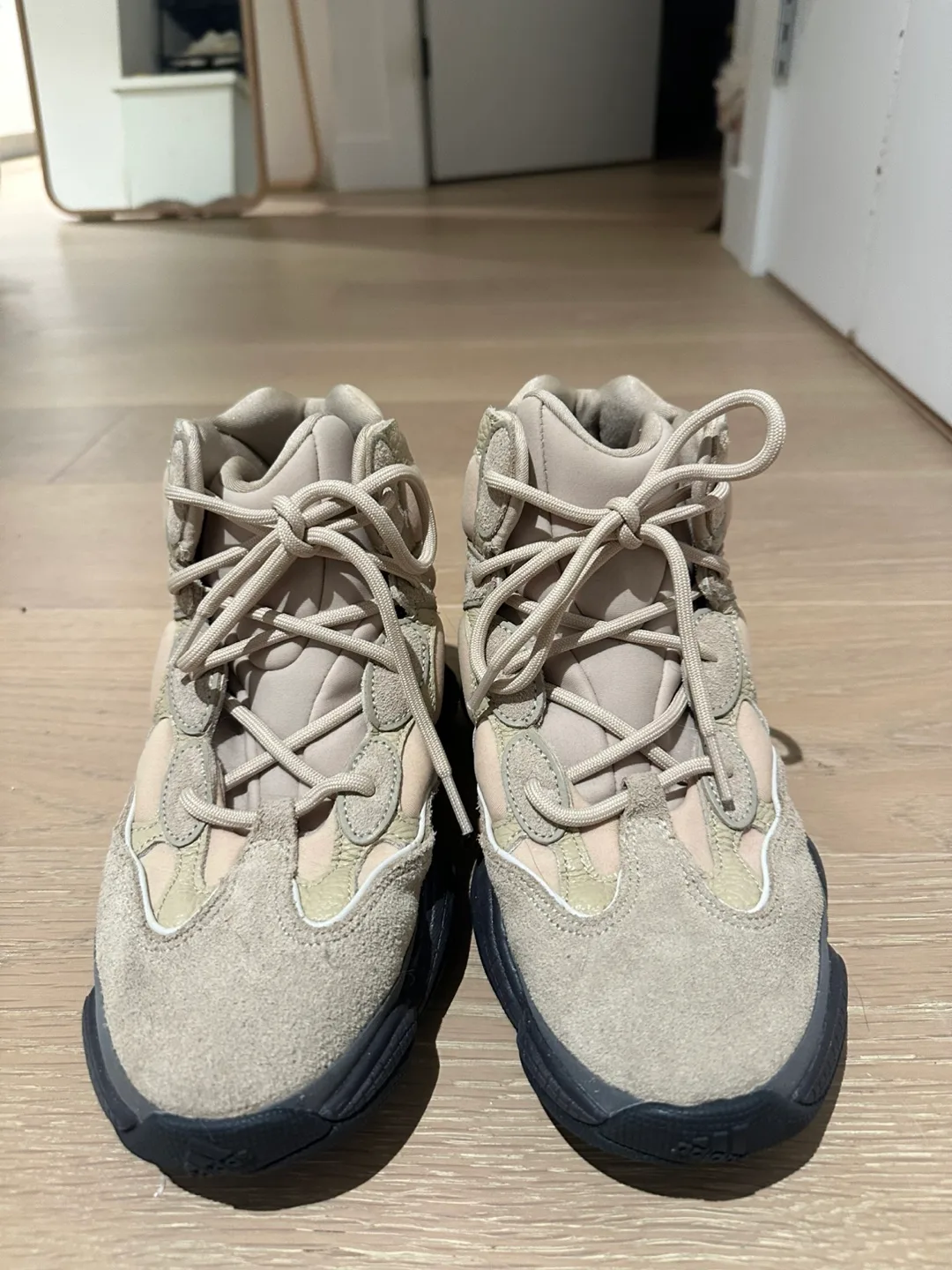 Yeezy 500 High “Taupe Black” – Size 8 image indicator(2)