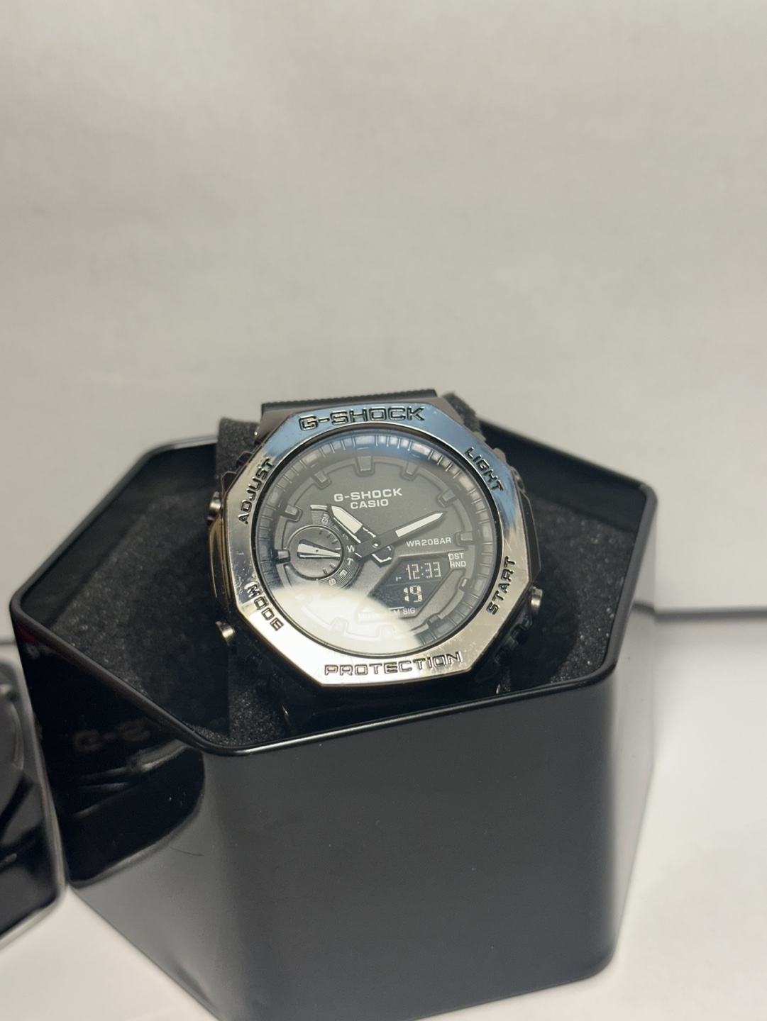 Casio G-Shock GM2100H Digital+ analog. Metal
