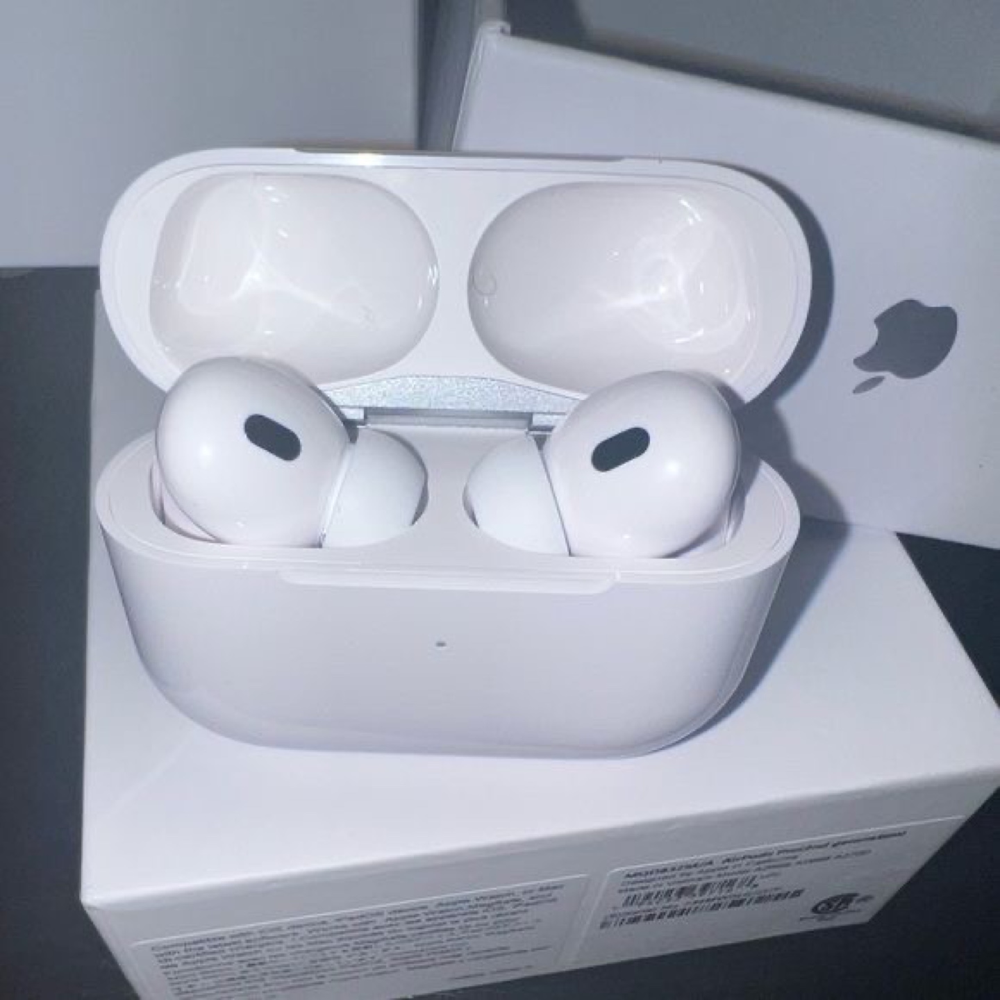 Apple AirPods with Charging Case