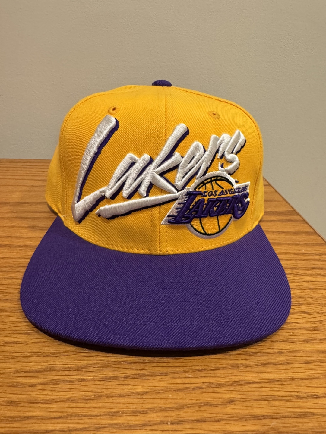 Vintage Mitchell & Ness Los Angeles Lakers Snapback Hat