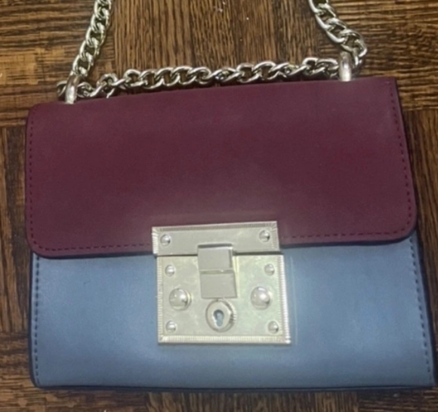 Two-toned shoulder bag
