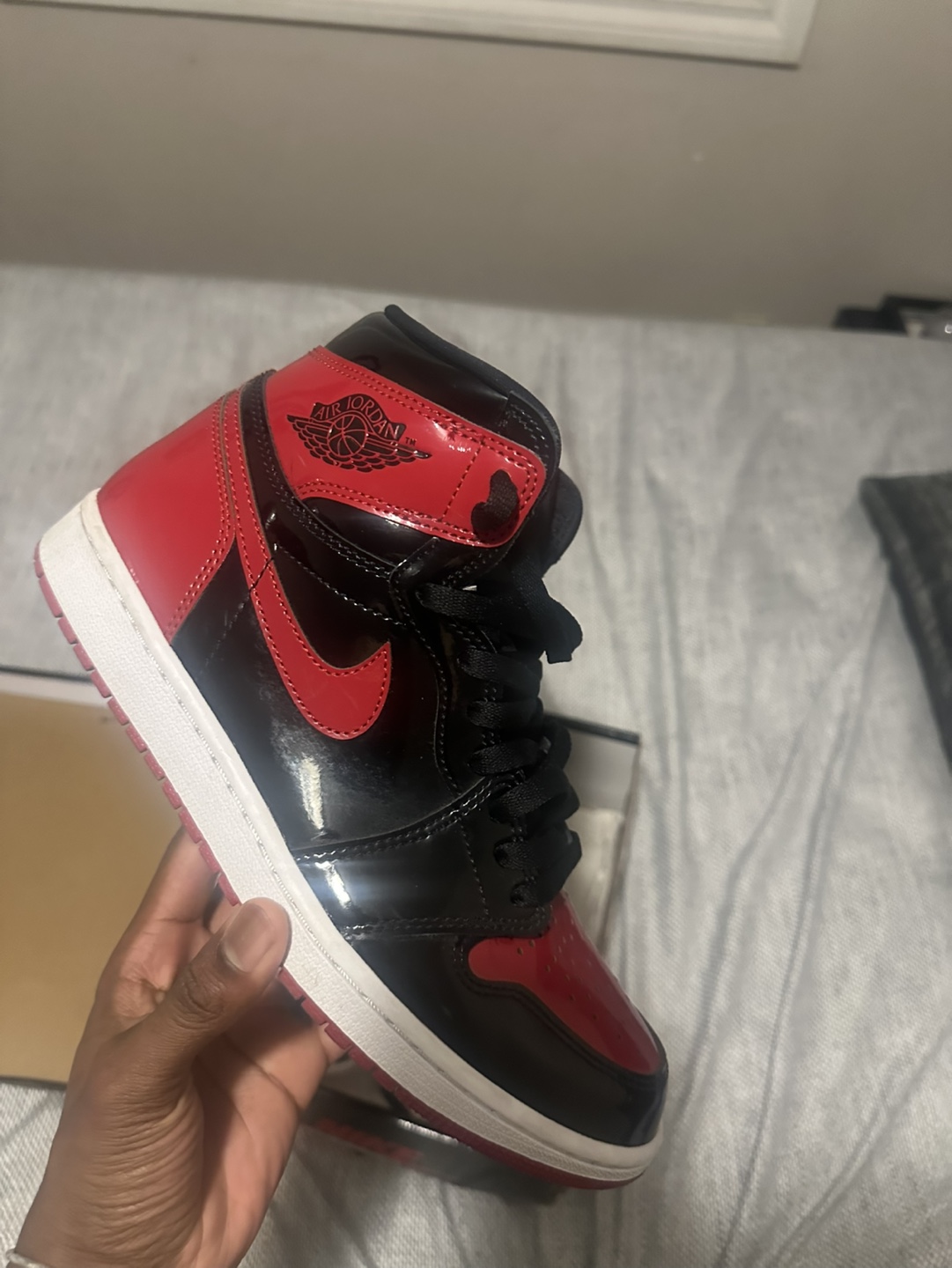 Air Jordan 1 Retro High OG Patent Bred
