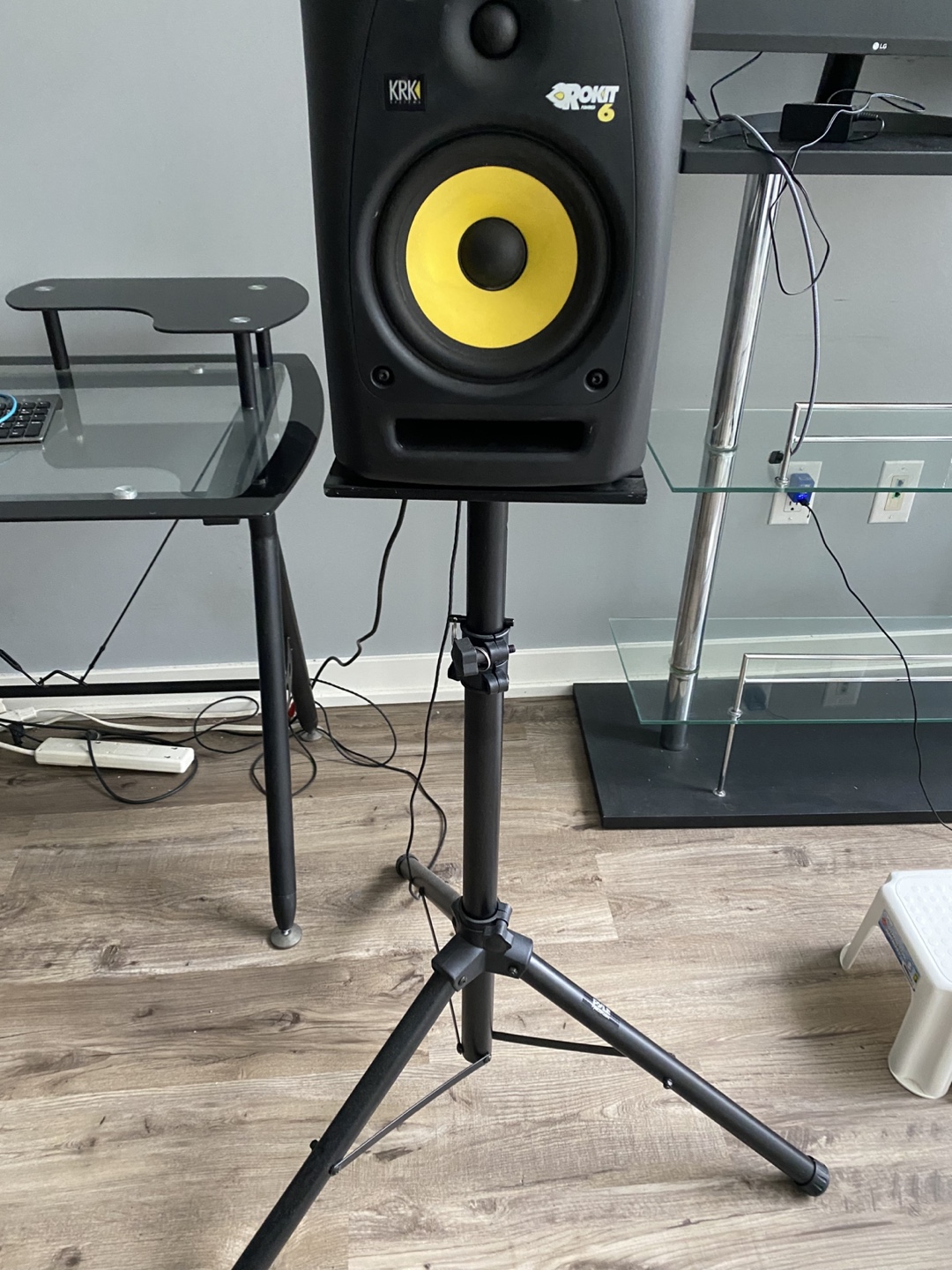 Two studio speaker monitor stands - photo 4