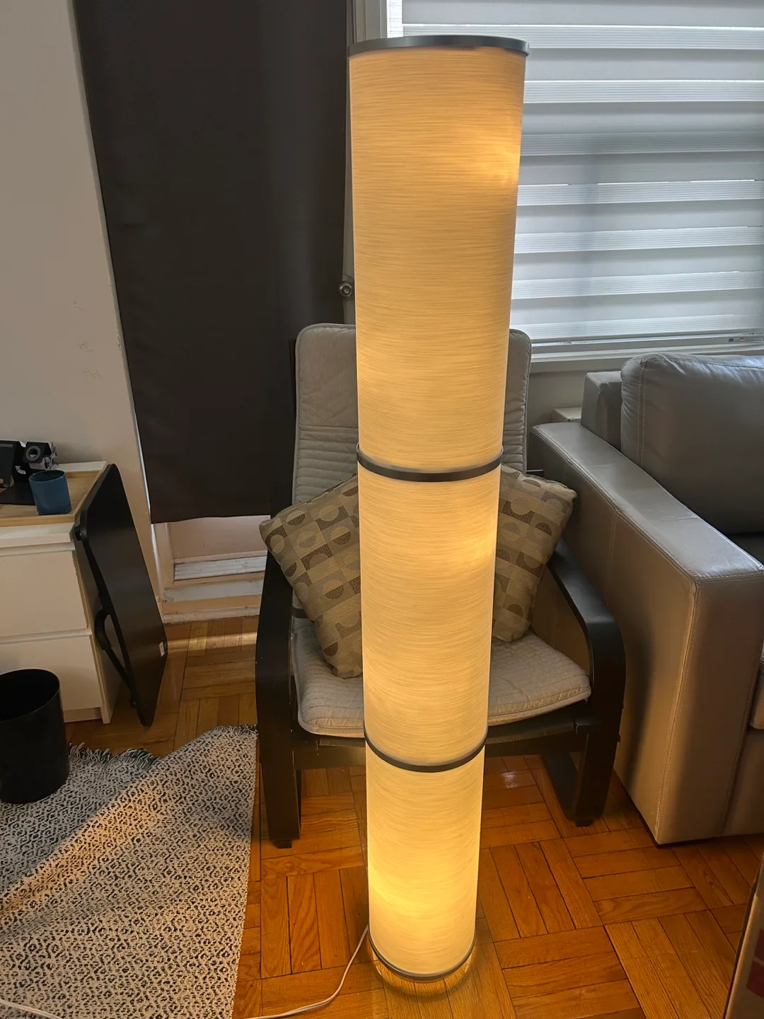 Ikea vidja floor lamp with bulbs - MOVING OUT SALE image indicator(4)