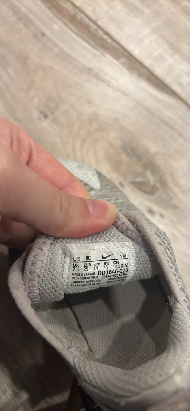 Nike Air Max 270 Toddler Shoes Size 7.5 image indicator(3)