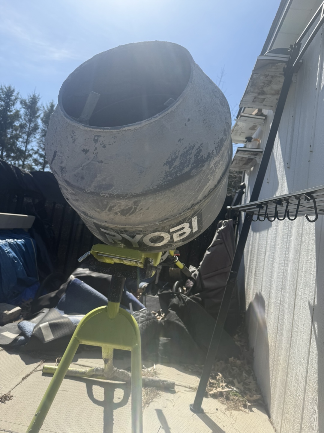 Ryobi Concrete Mixer