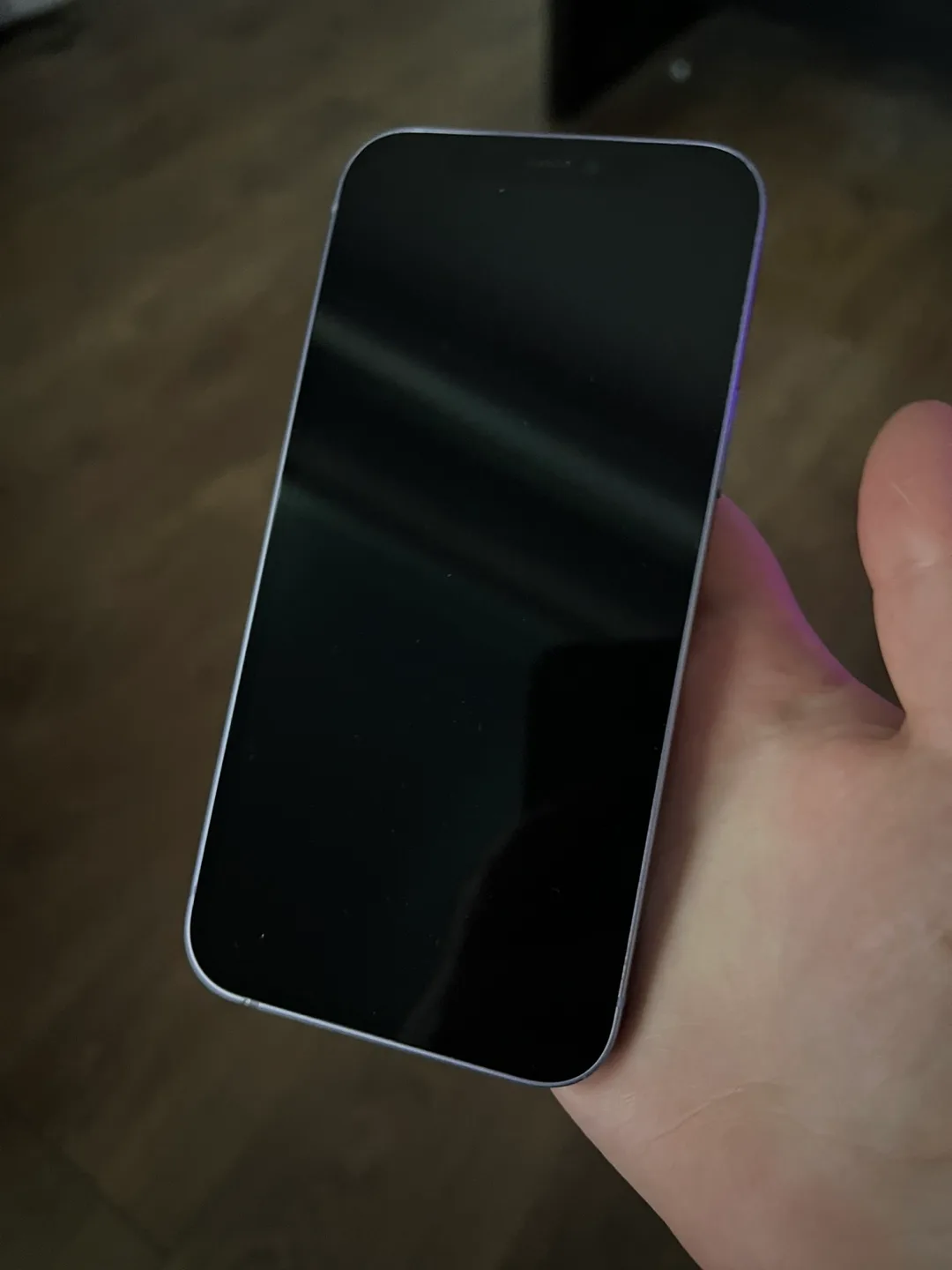 iPhone 12 Purple - Excellent Condition image indicator(3)