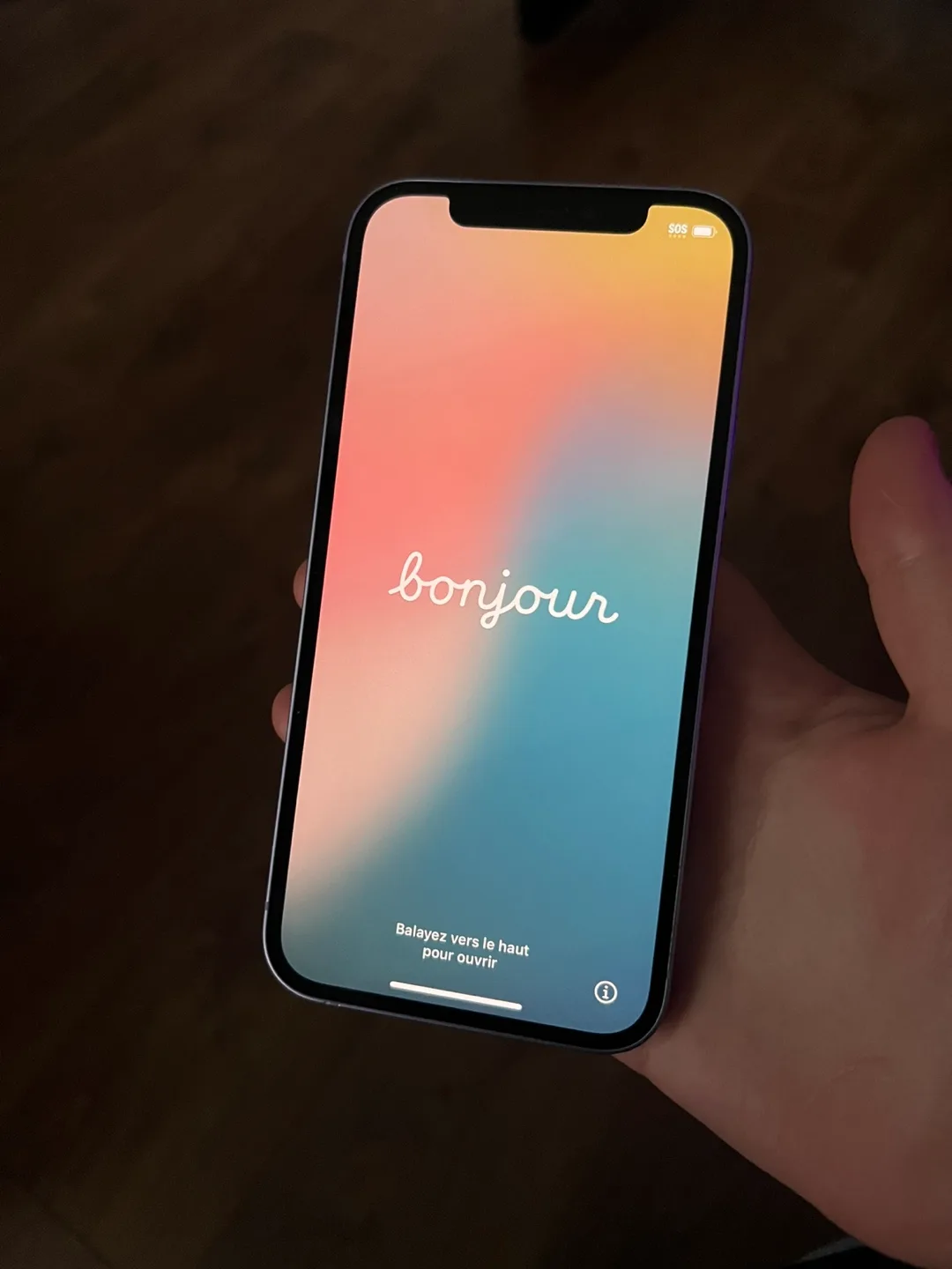 iPhone 12 Purple - Excellent Condition image indicator(2)