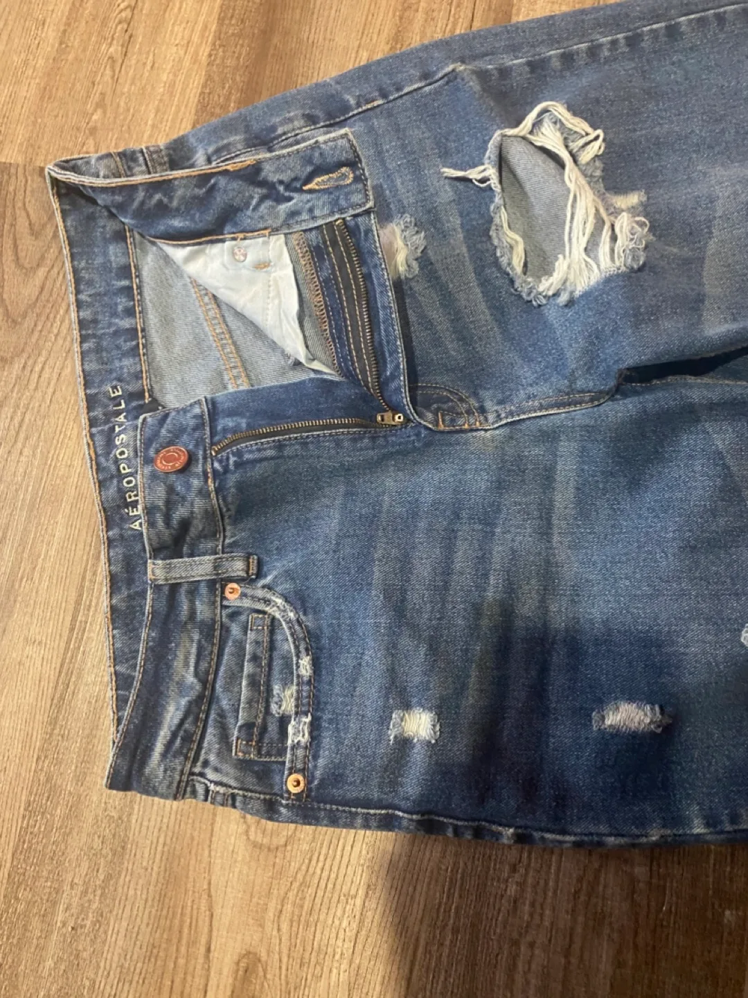 Aeropostale Distressed Jeans image indicator(2)