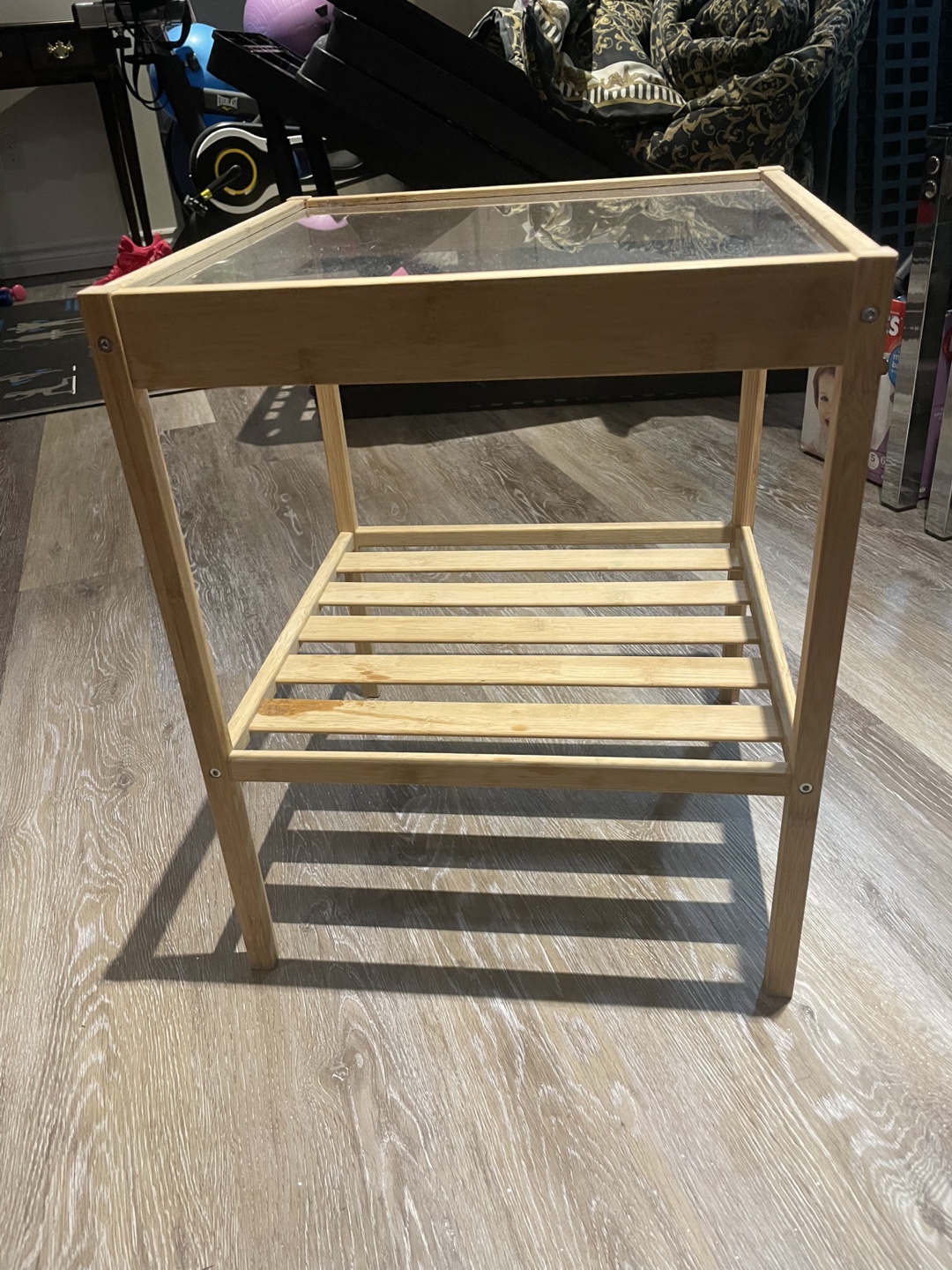 Small Wooden End Table with Glass Top - photo 3