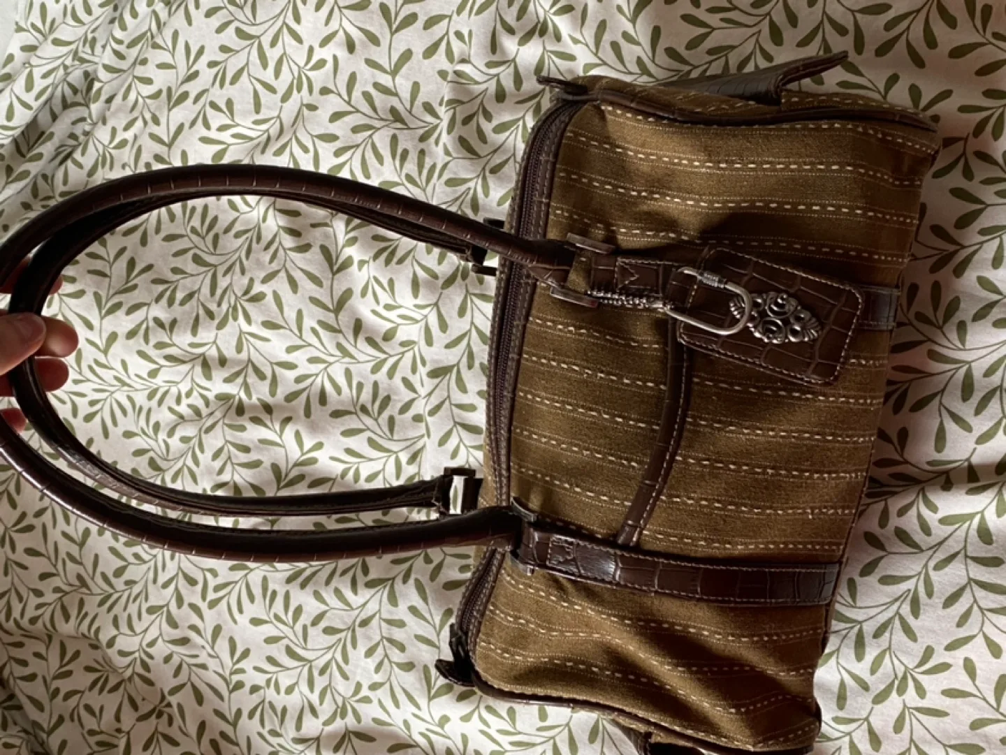 Olive Green Striped Handbag image indicator(4)