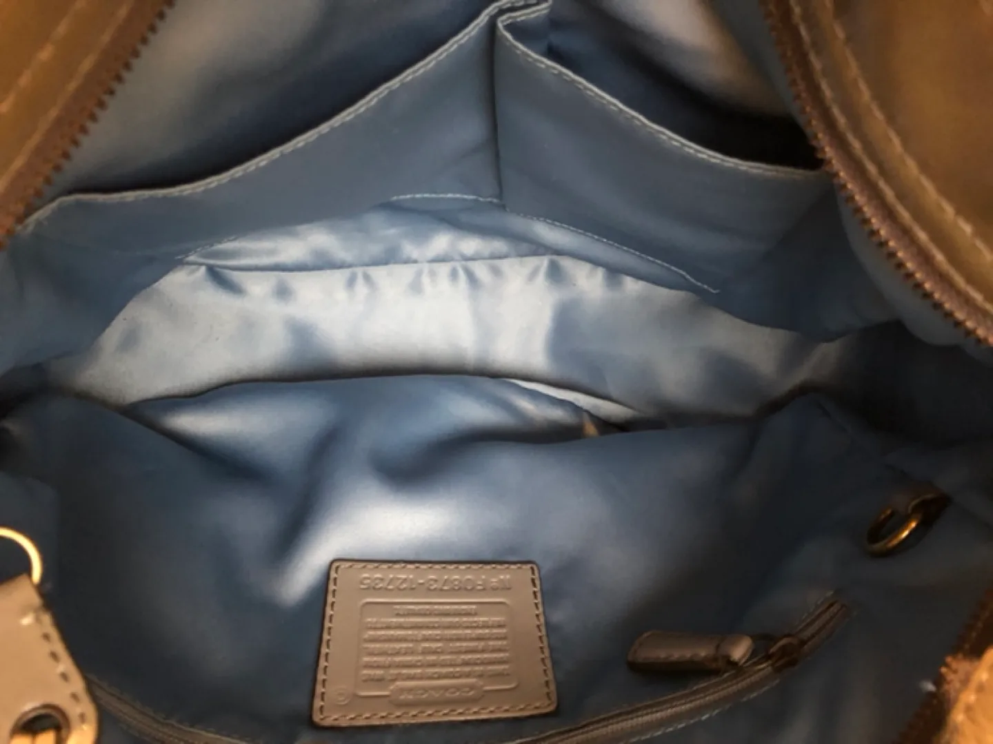 Coach Leather Shoulder Bag image indicator(4)