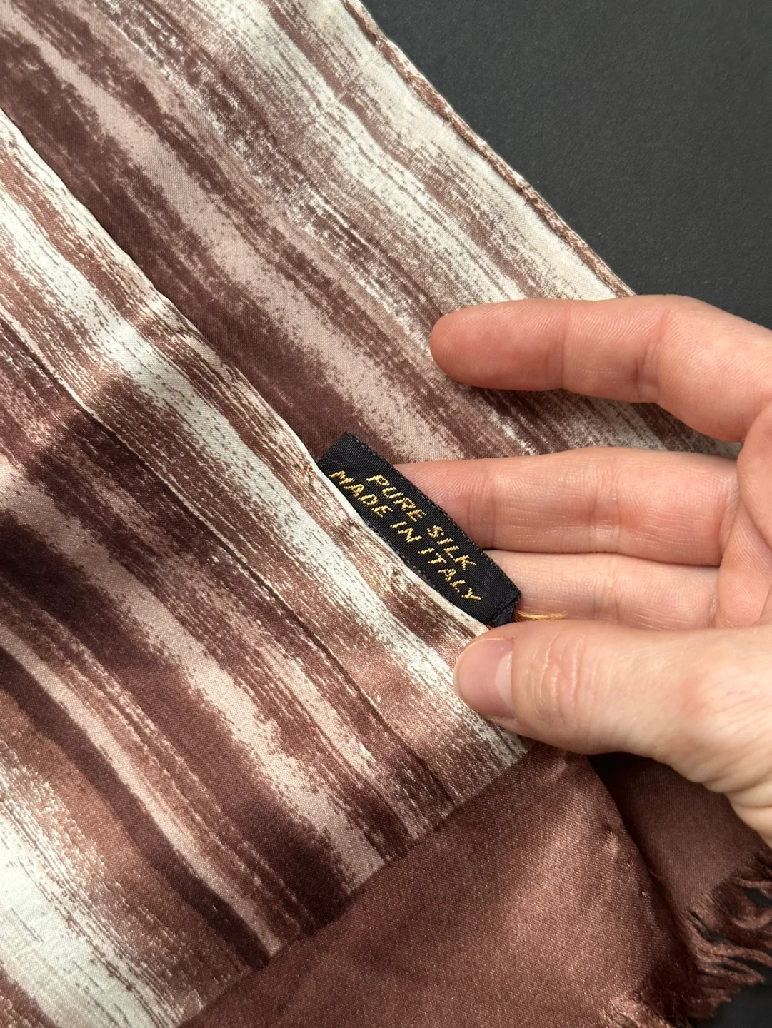 Made in Italy Vintage silk woman scarf image indicator(2)