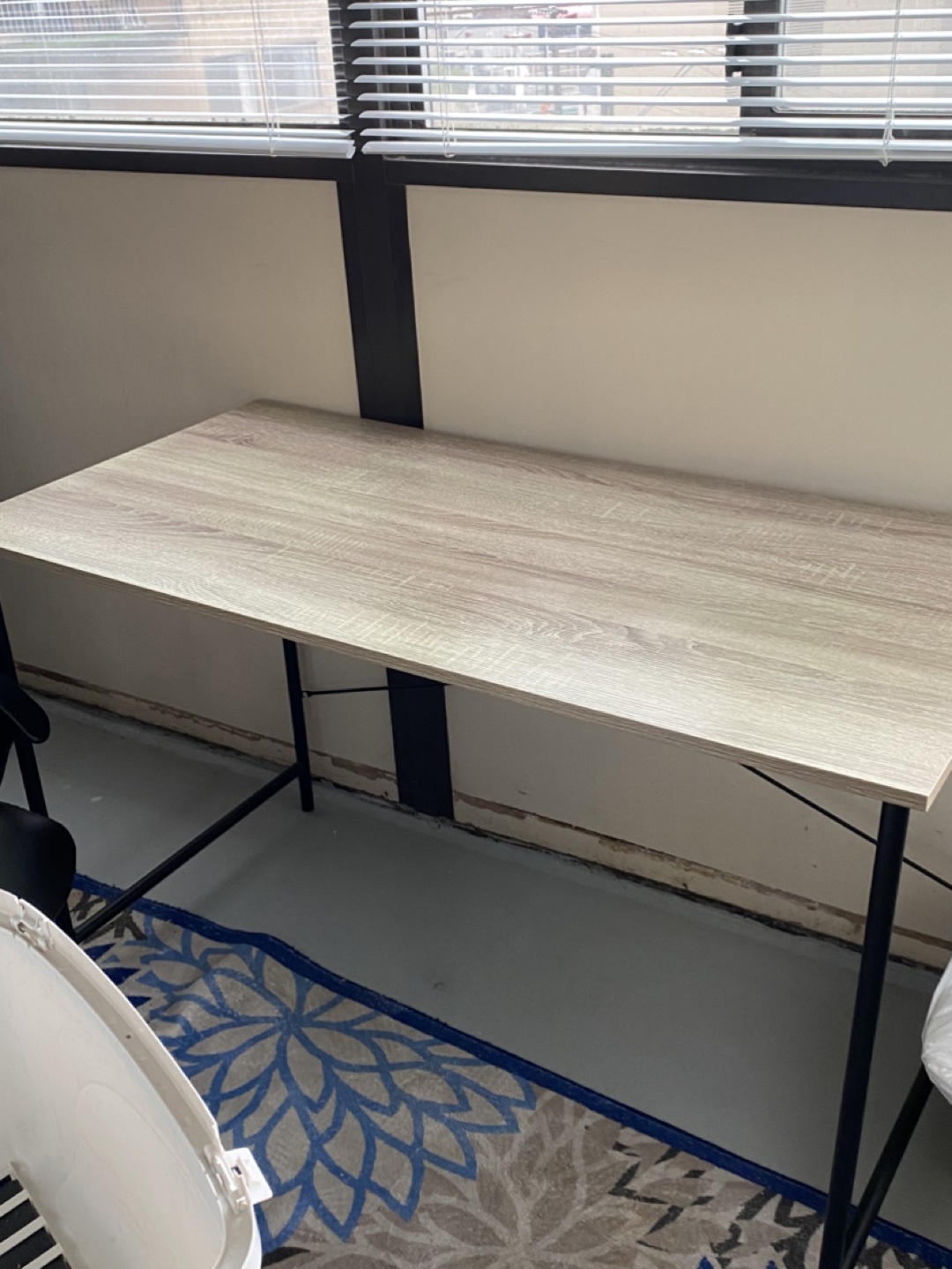 Simple Writing Desk