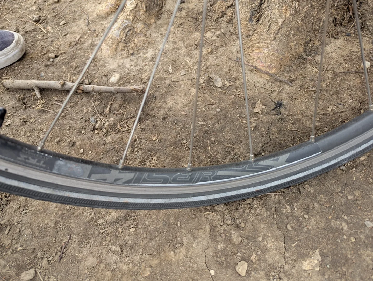 Rocky Mountain Solo 700 Hybrid Bike image indicator(8)