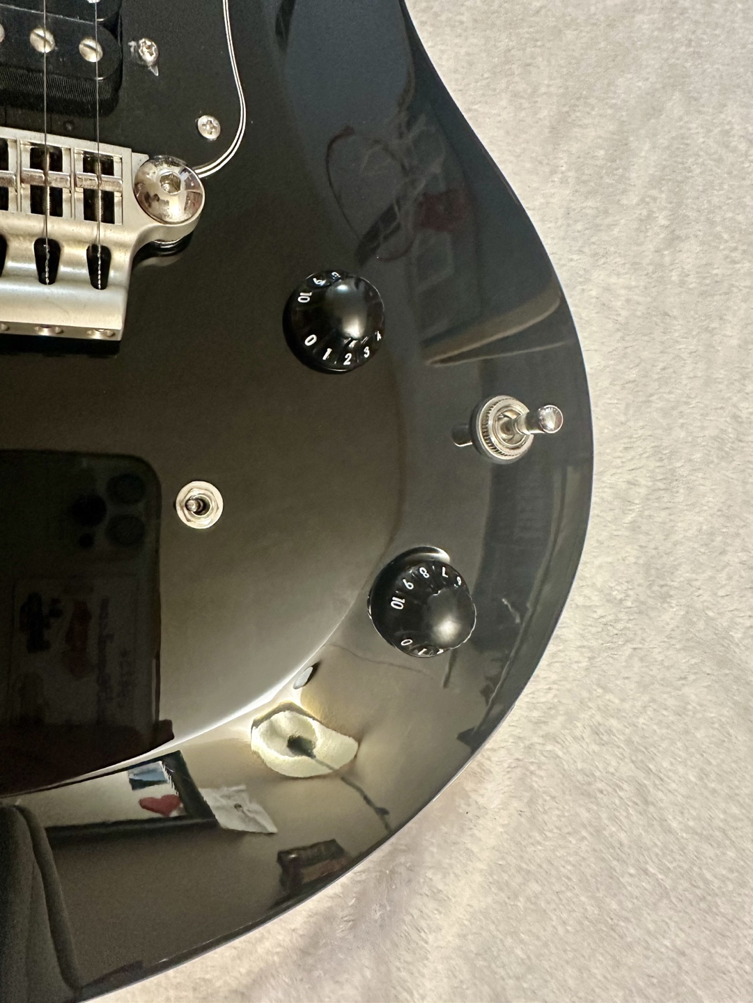 Vox Electric Guitar - photo 2
