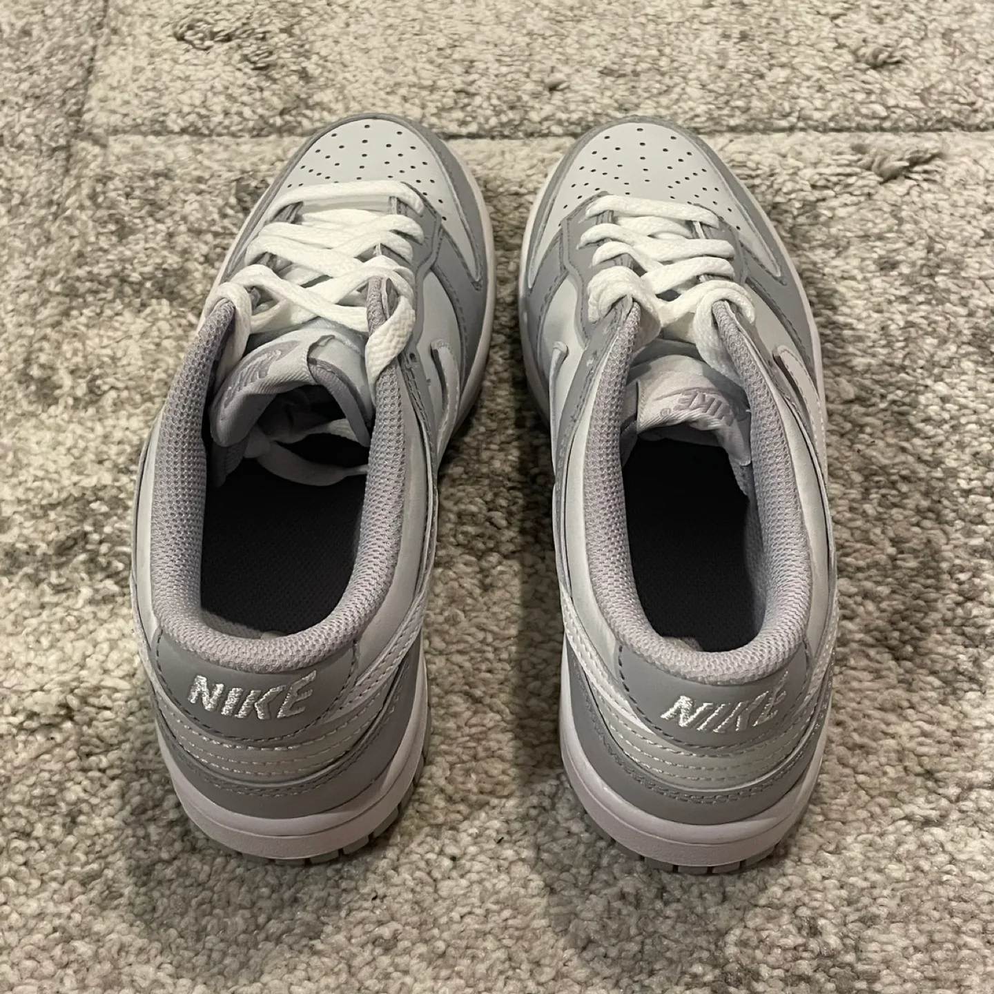 Nike Dunk Low “Two-Tone” image indicator(4)