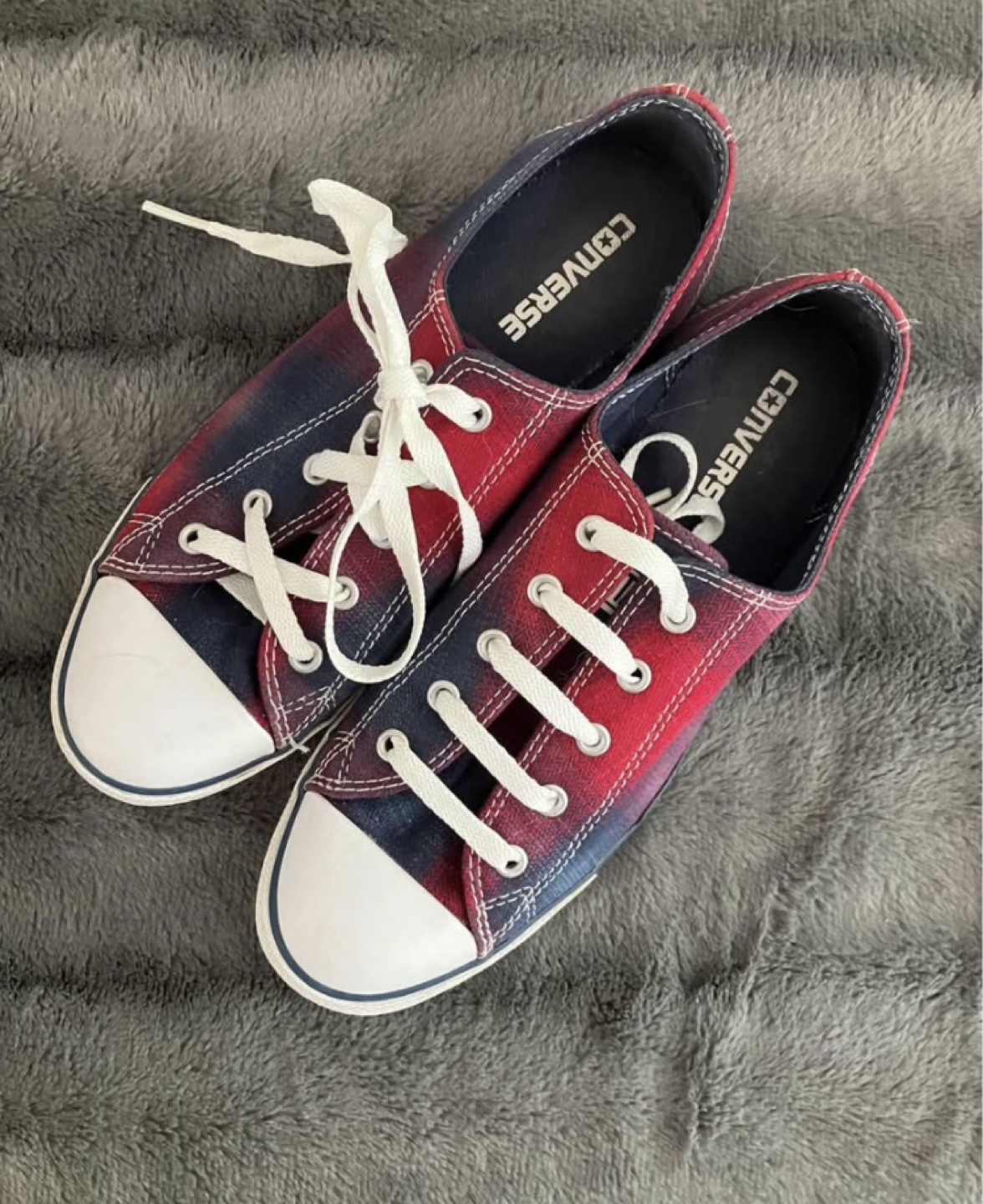 Converse. All Star Womens  - Red and Blue Plaid