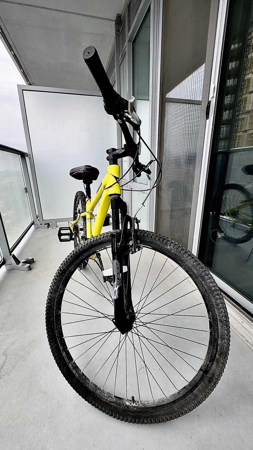 Unisex 27.5 inches yellow Mountain Bike - DIADORA NOVARA 250B