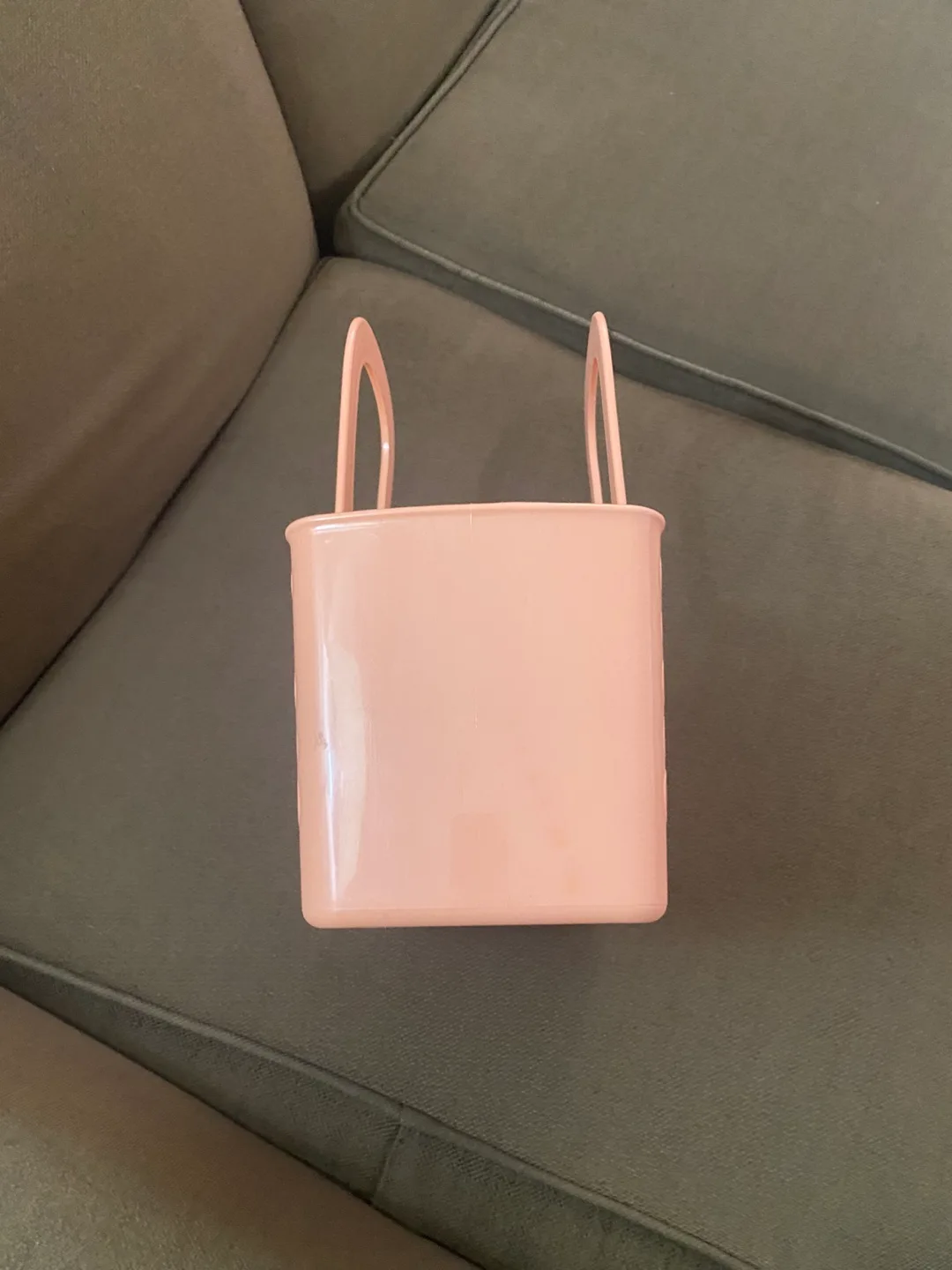 Pink Plastic Caddy Basket with Handle image indicator(4)