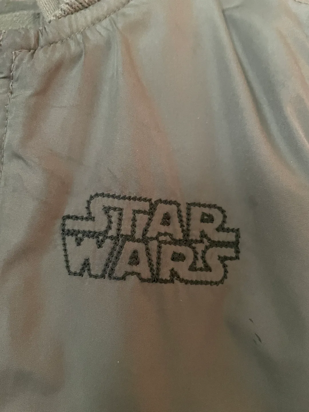 Gap Star Wars Baby Yoda Bomber 2T Jacket image indicator(5)
