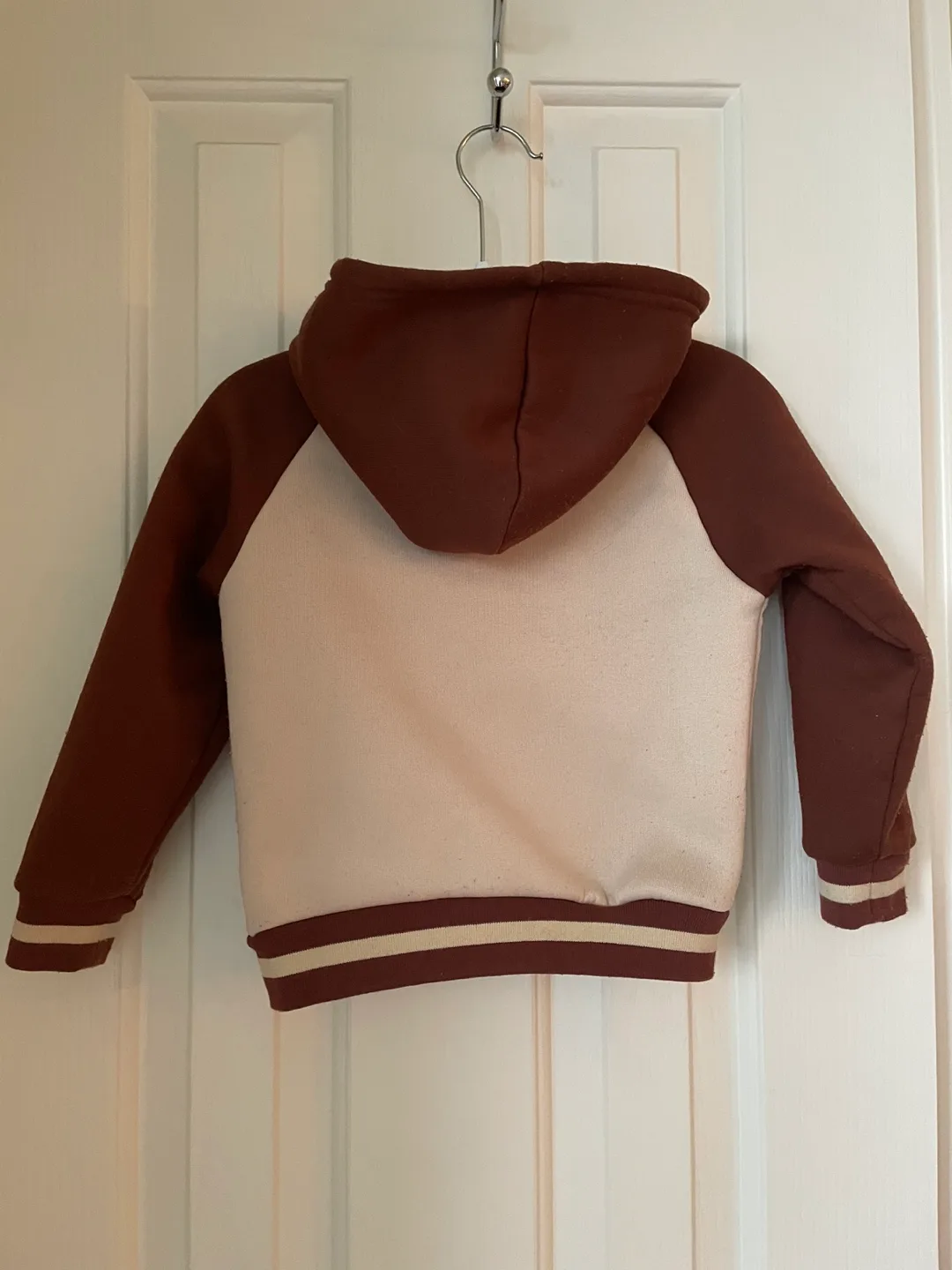 Adorable Toddler Hoodie Jacket with Teddy Bear Patch image indicator(2)