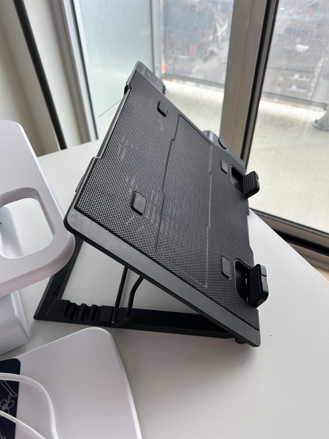 Laptop Stand - photo 3