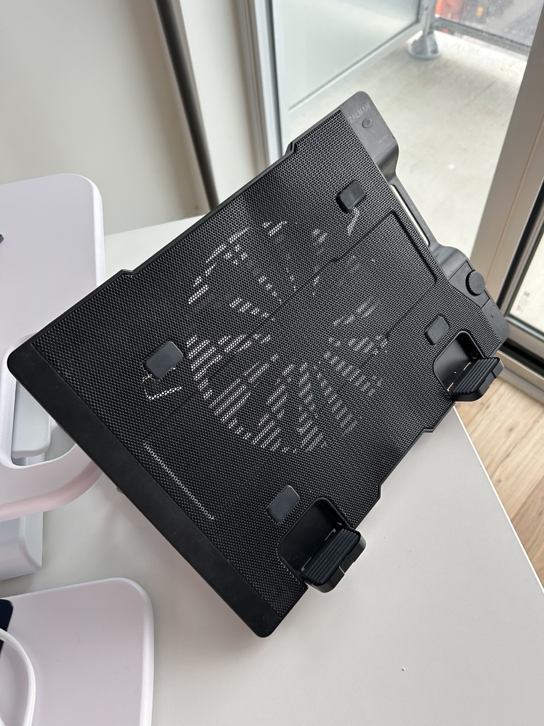 Laptop Stand - photo 2