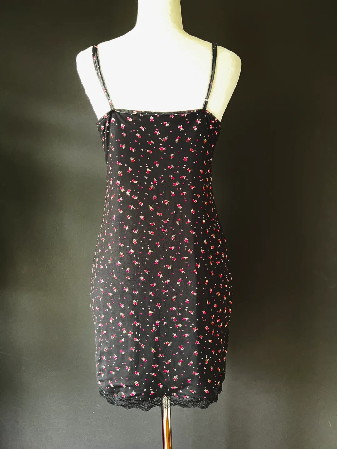 Black Floral Slip Dress with Lace Trim image indicator(6)