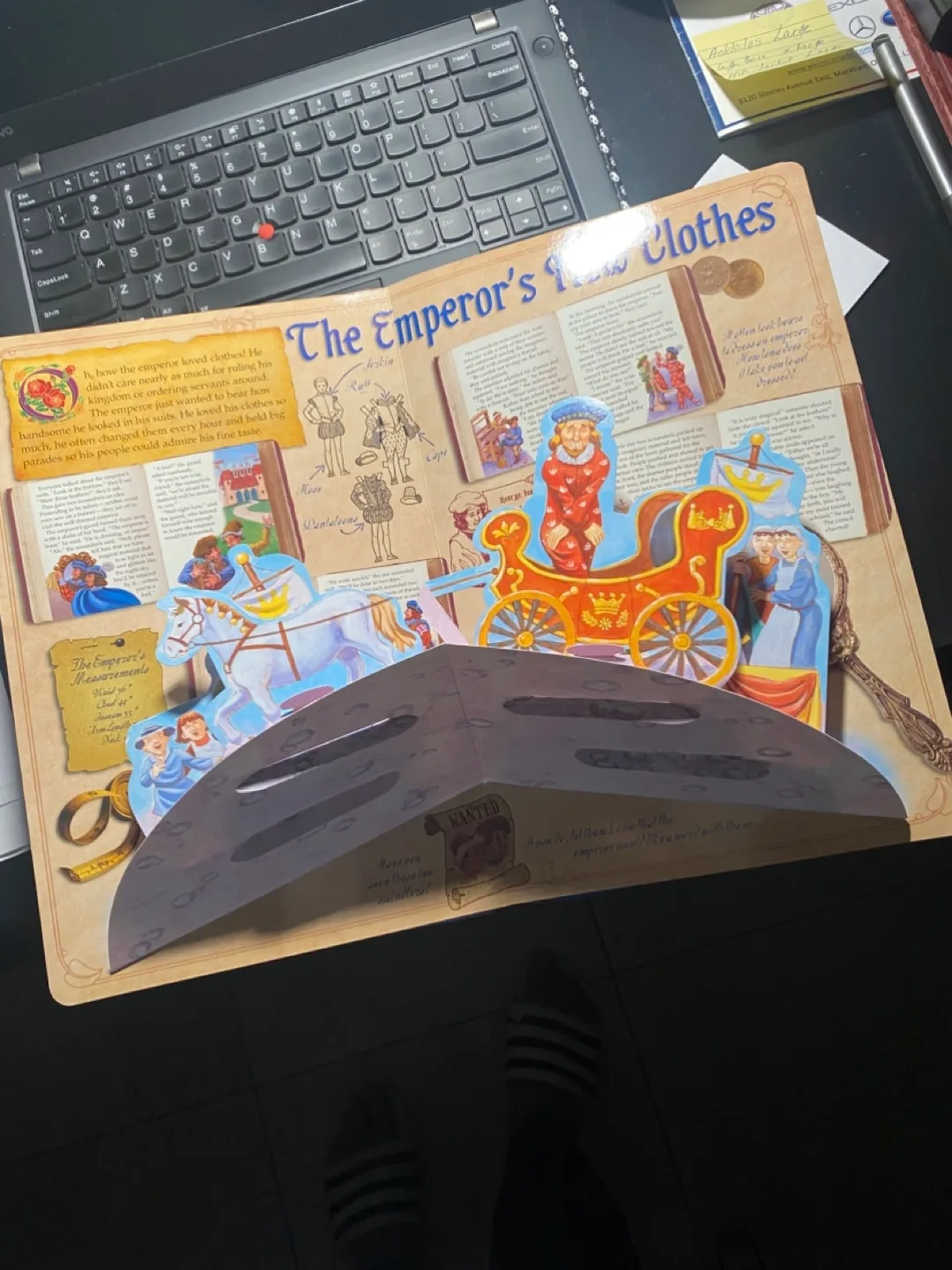 Pop-Up Bedtime Stories Treasury: 20 Pop-Up Stories image indicator(2)