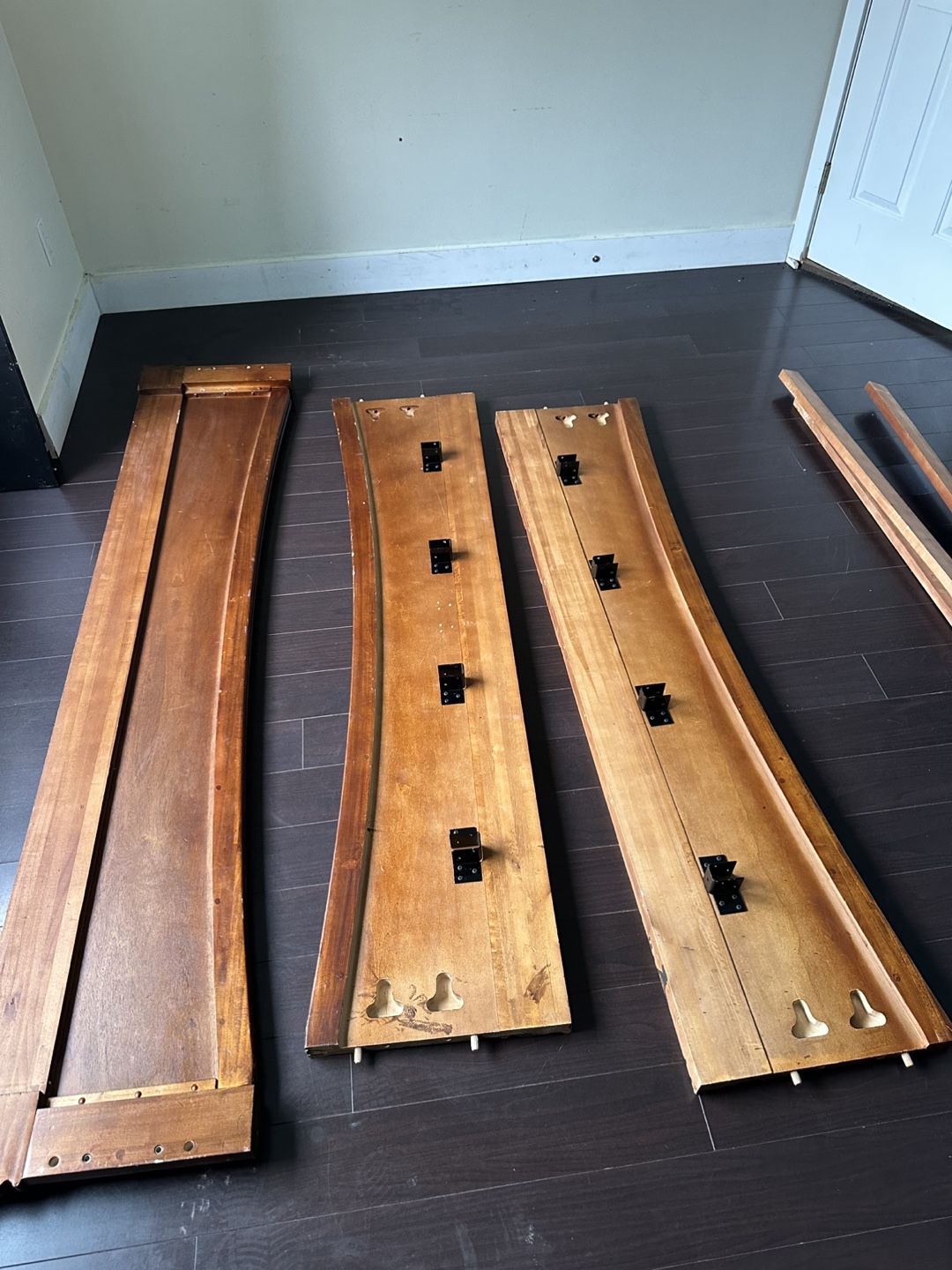 Queen sleigh bed frame - photo 5