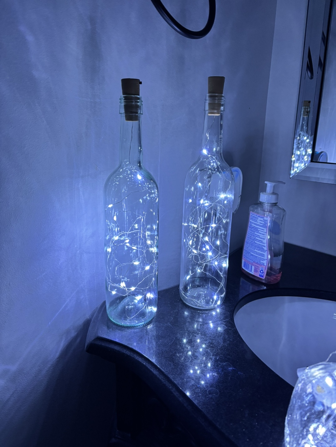 32 Wine Bottle Lights - photo 3