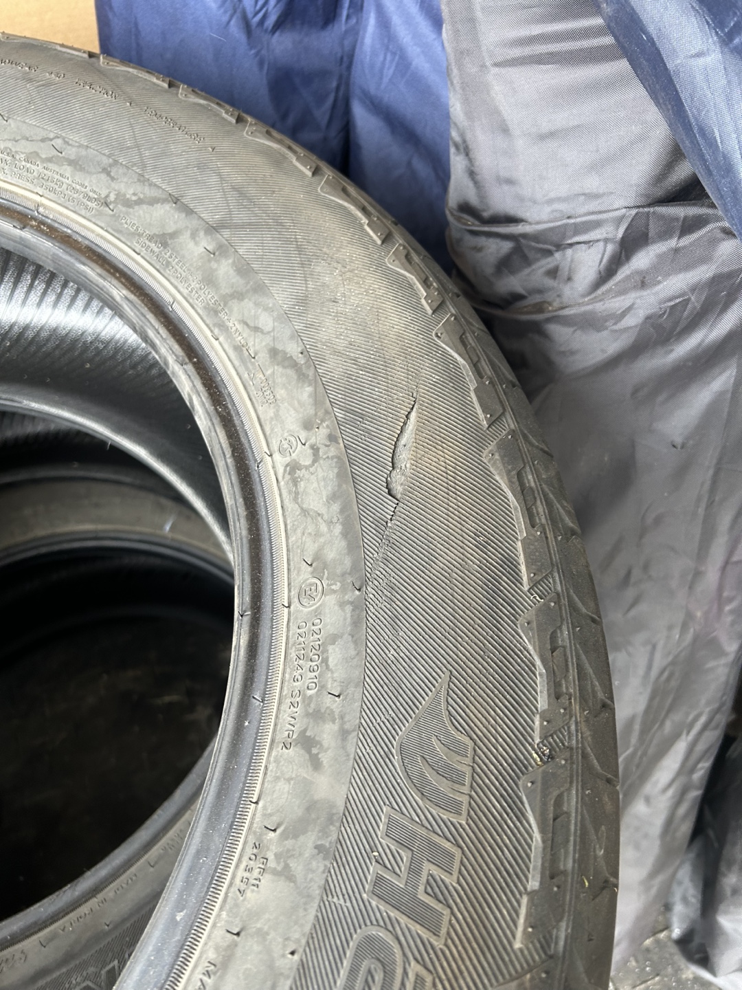 Hankook Tires 275/60R20 115T - photo 5