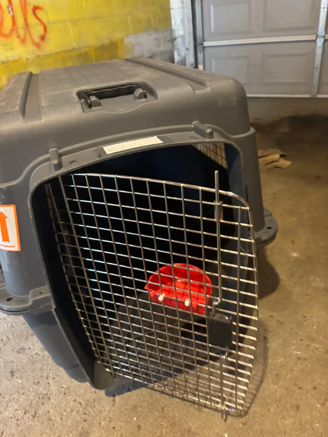 Pet carrier image indicator(2)